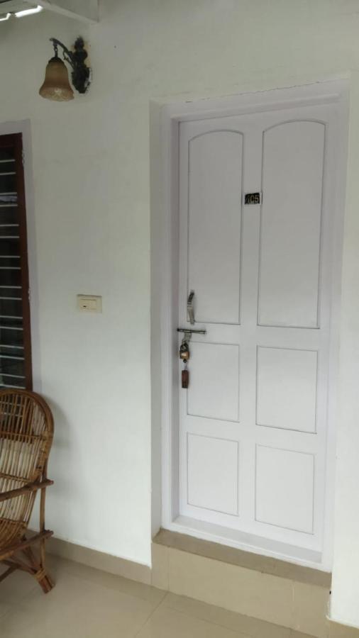 Arya Homestay Bougain Villa Gokarna  Exterior photo