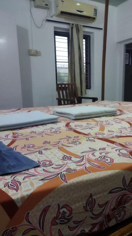 Arya Homestay Bougain Villa Gokarna  Exterior photo